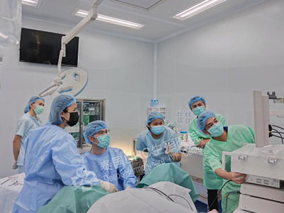 輸卵管問題+不完全縱膈子宮，泰國三代試管嬰兒助孕竟一次成功！