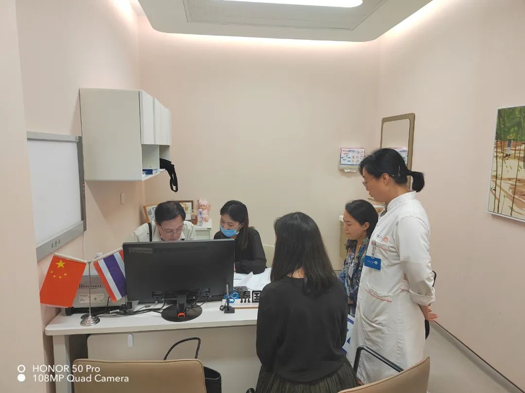 2場巡診，50組家庭！泰國胚胎學(xué)家協(xié)會主席來了！