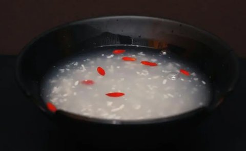 米酒枸杞能治療黃褐斑嗎？米酒枸杞治療黃褐斑效果好嗎？