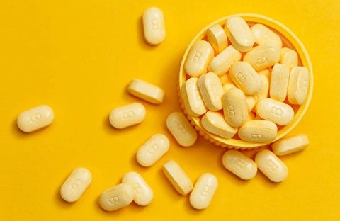 哪些維生素可以治療失眠？失眠最怕的三種維生素