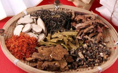 吃了參苓白術(shù)散放屁多正常嗎？參苓白術(shù)散的功效與作用及副作用