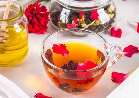 枸杞子泡水喝怎么會(huì)一直覺(jué)得口渴：探討枸杞子的飲用與體感
