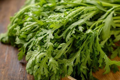 女人吃茼蒿有什么好處？女人吃茼蒿的好處和壞處