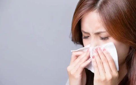 甲流后發(fā)燒一查變成病毒性肺炎？甲流的警示和應(yīng)對