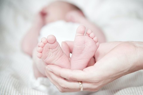 AMH低于1也能自然懷孕？科學解讀生育真相與破局策略